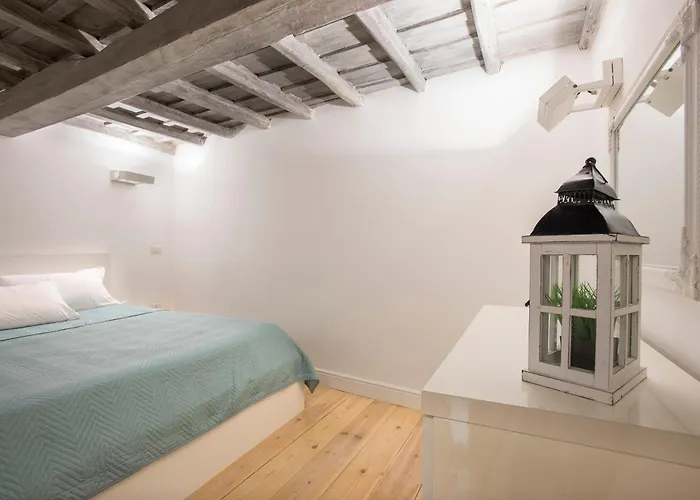 Appartement Holidays Teatro Pace *